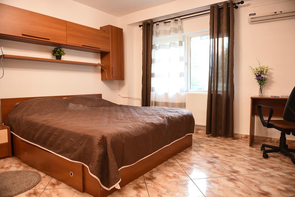 Chic Apartment Near City Center Cluj-Napoca Luaran gambar
